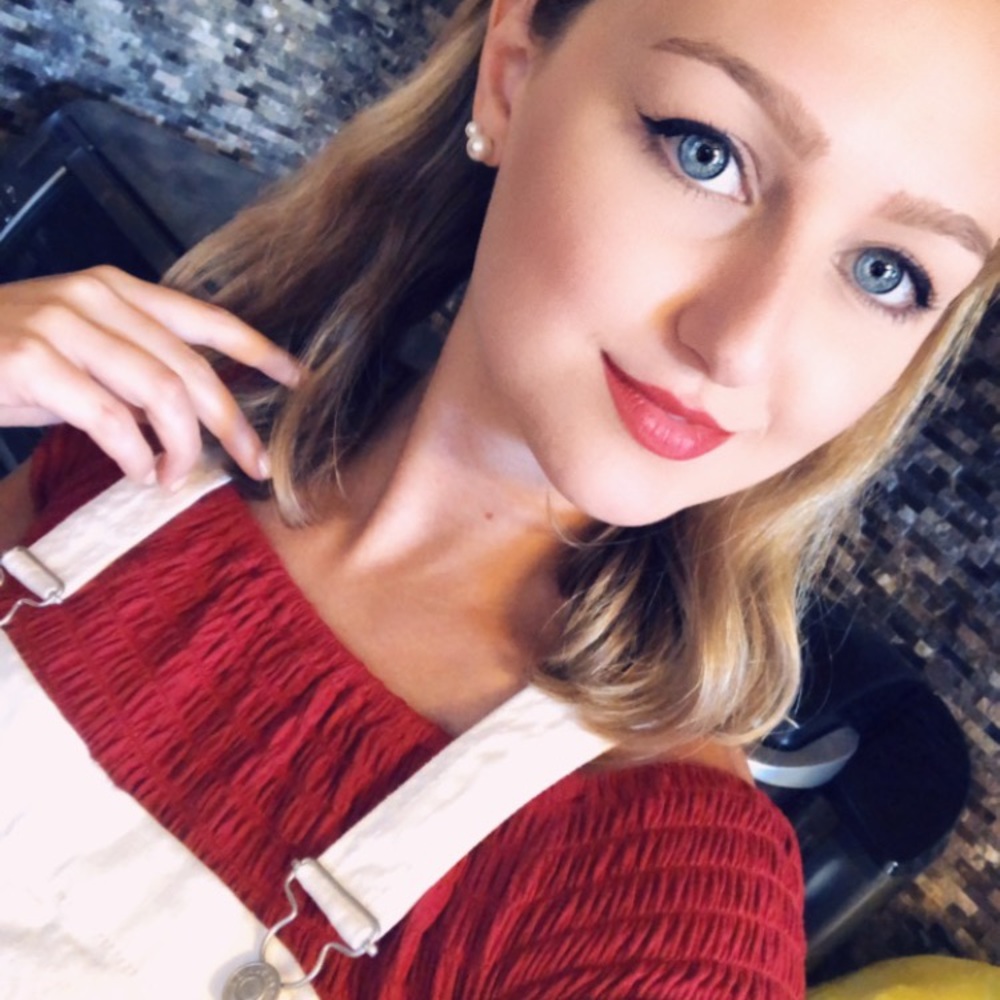 Meet your Posher, Samantha